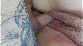 big hairy pussy close-up gets a bigger cumshot